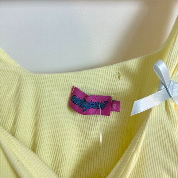 EDIKTED Lola Bow Rib Tank in Yellow Size X-Small - Picture 5 of 7